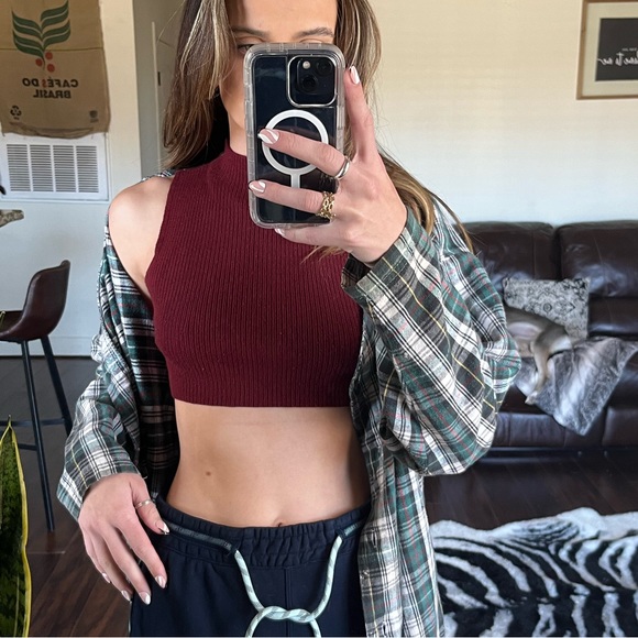 Maroon Ribbed Crop - Picture 1 of 3